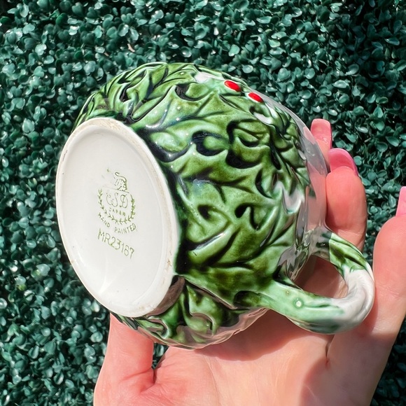 Vintage ceramic Christmas holly sugar bowl. Christmas home decor - Picture 11 of 12